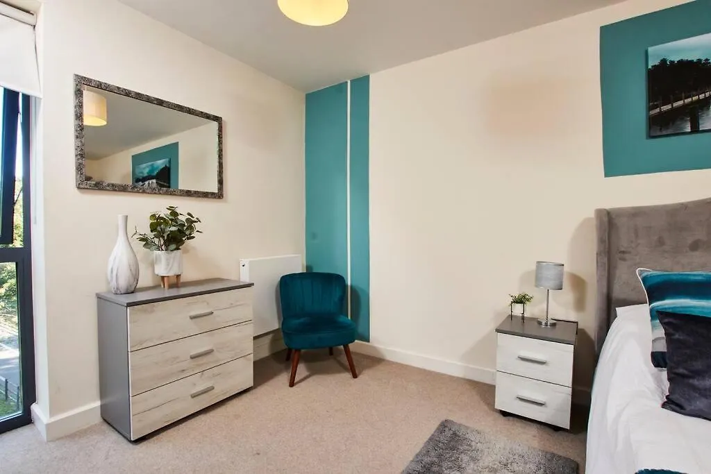 Daire Spacious Flat With Parking In The Heart Of York